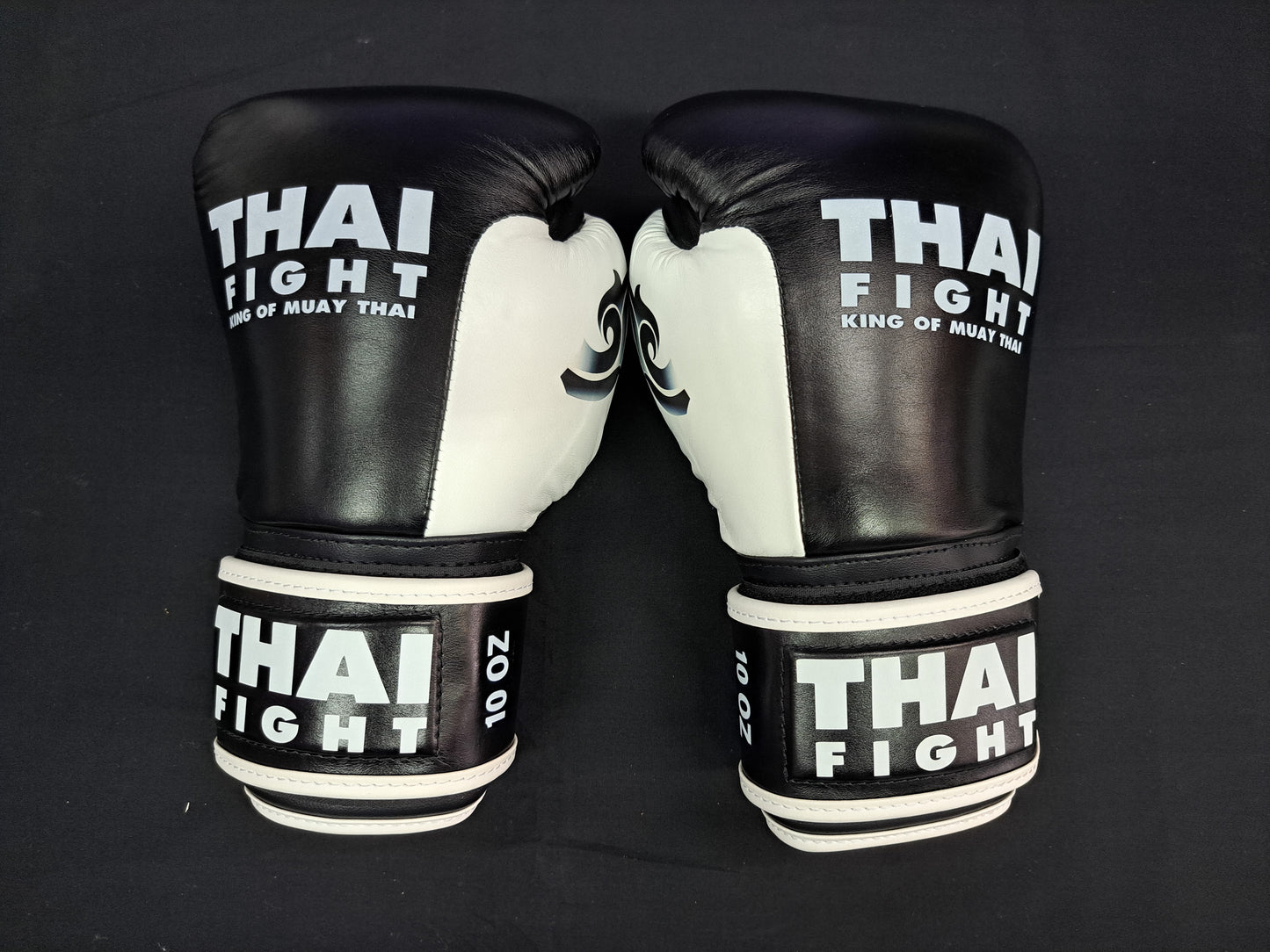 THAI FIGHT - King Of Muay Thai Gloves