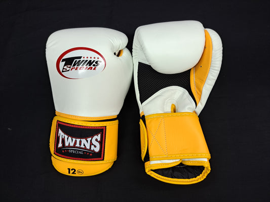 Twins Special "King"style thai boxing gloves